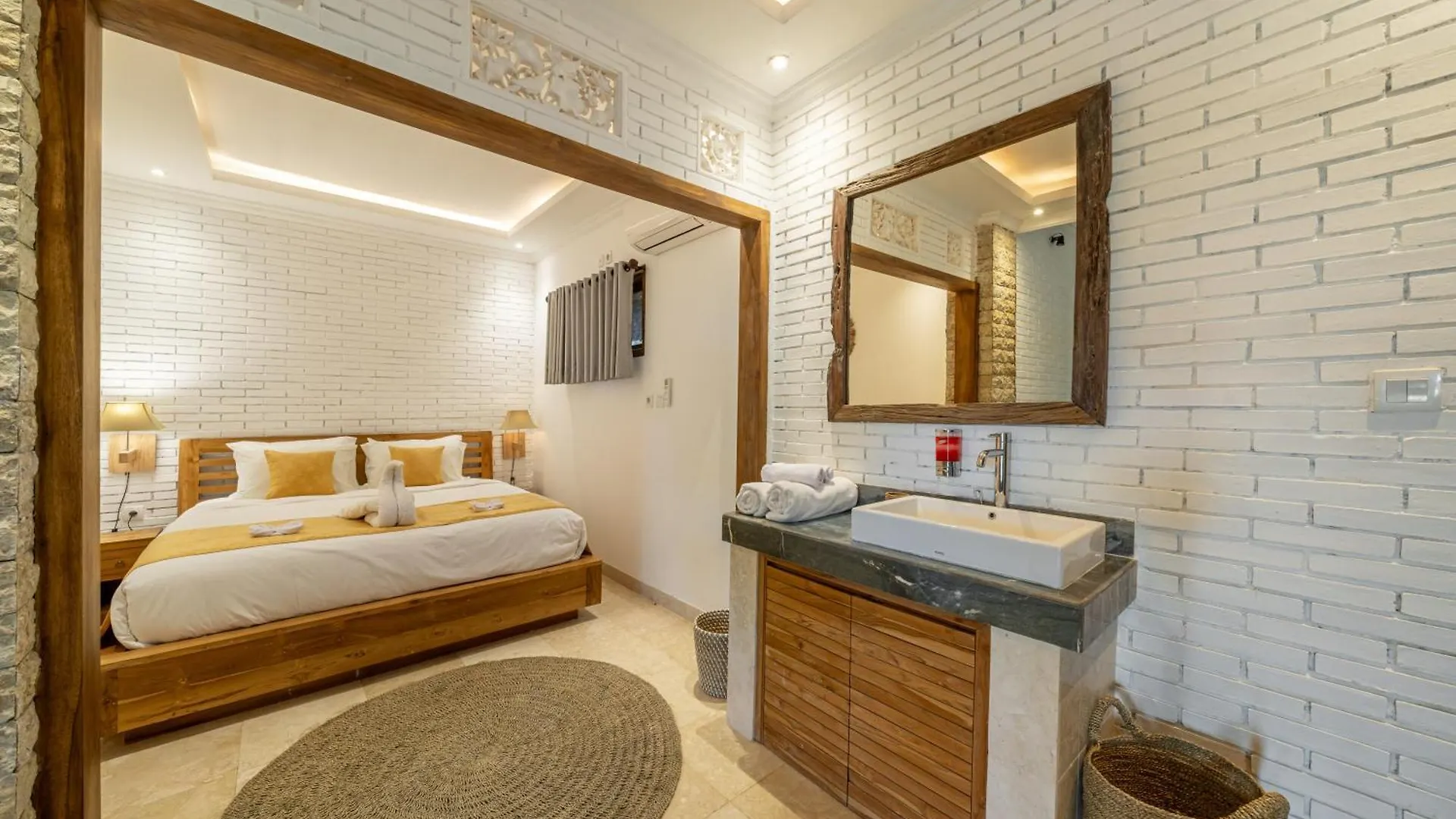 Renovated 3Br Villa In Prime Bingin Location Pecatu  Pecatu (Bali)