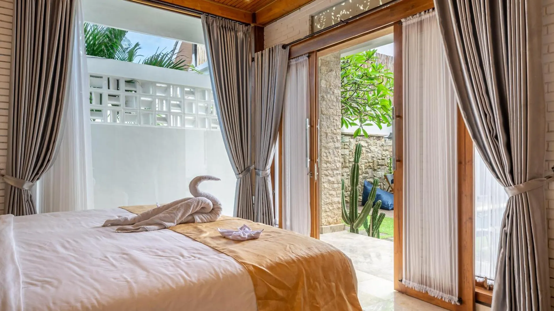 Renovated 3Br Villa In Prime Bingin Location Pecatu  Indonesia