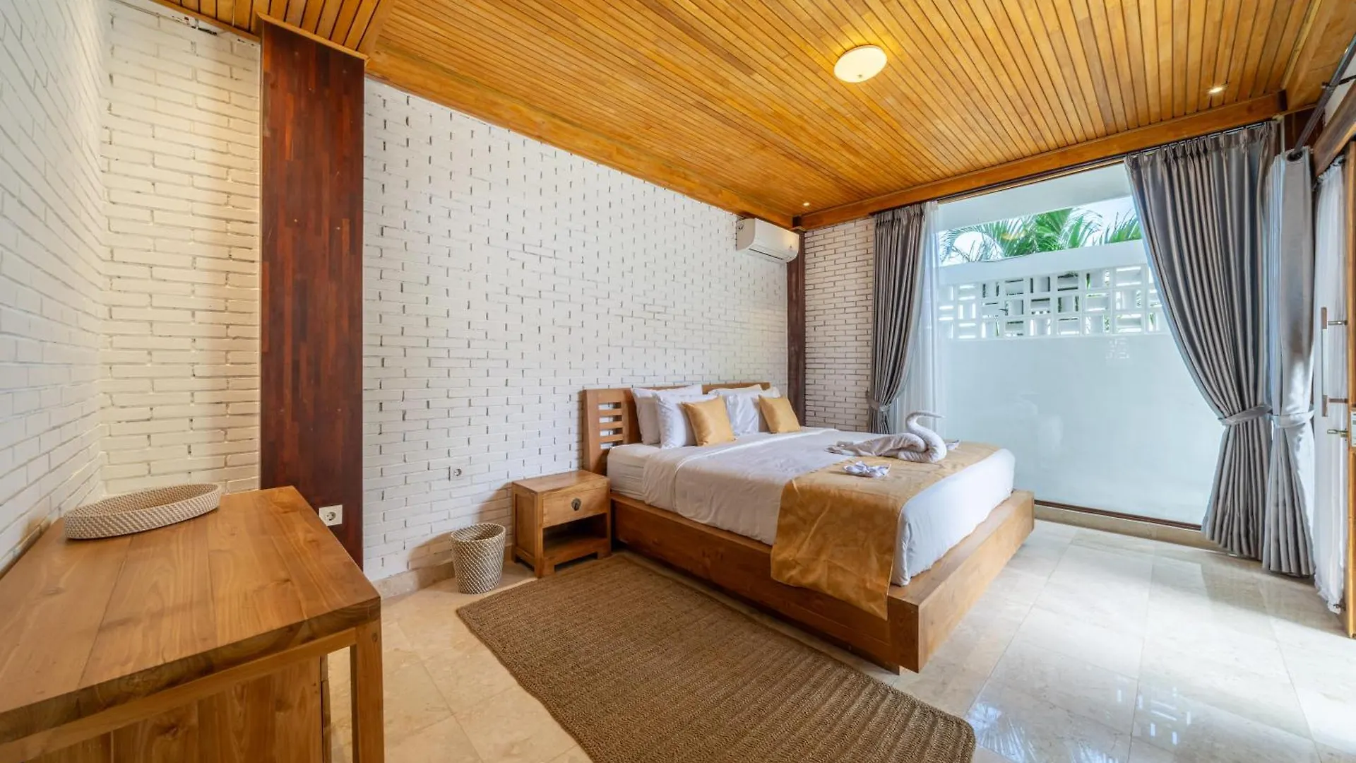 Renovated 3Br Villa In Prime Bingin Location Pecatu  0*, Pecatu (Bali) Indonesia