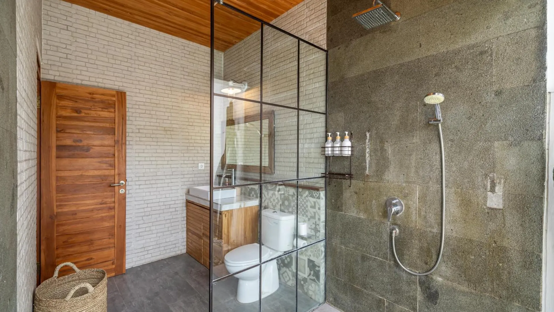 Renovated 3Br Villa In Prime Bingin Location Pecatu