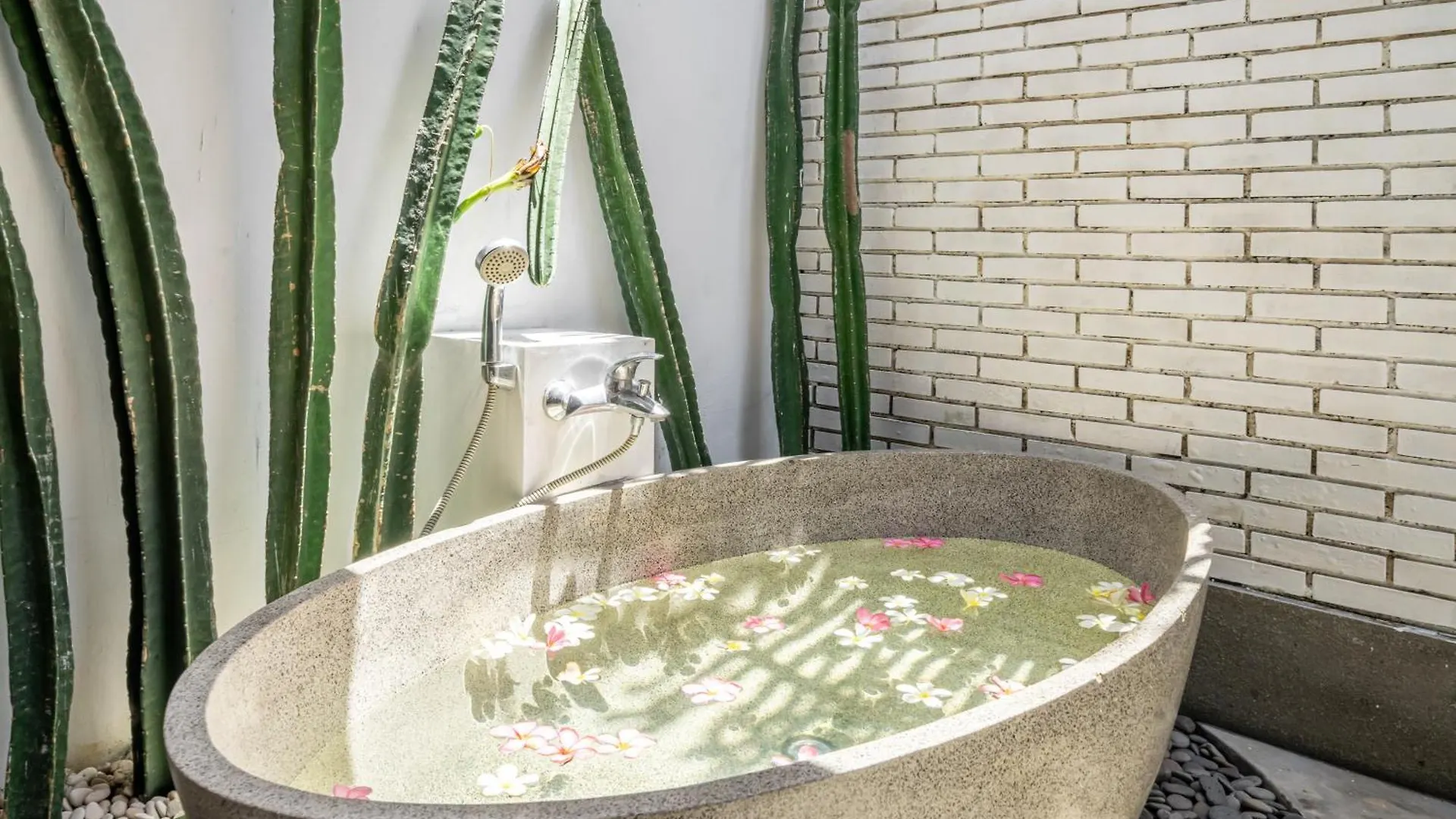Renovated 3Br Villa In Prime Bingin Location Pecatu 0*,  Indonezja